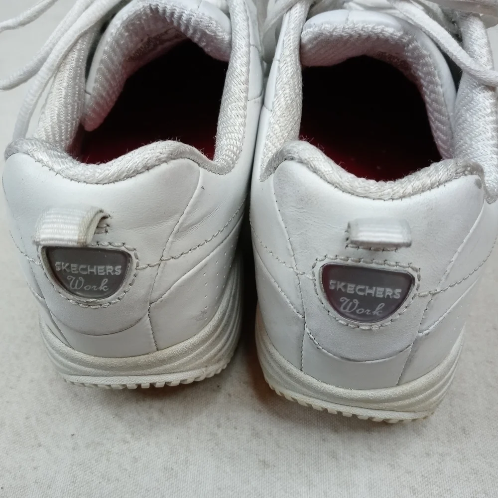 Skechers Shape Ups women's 7.5 White leather Slip